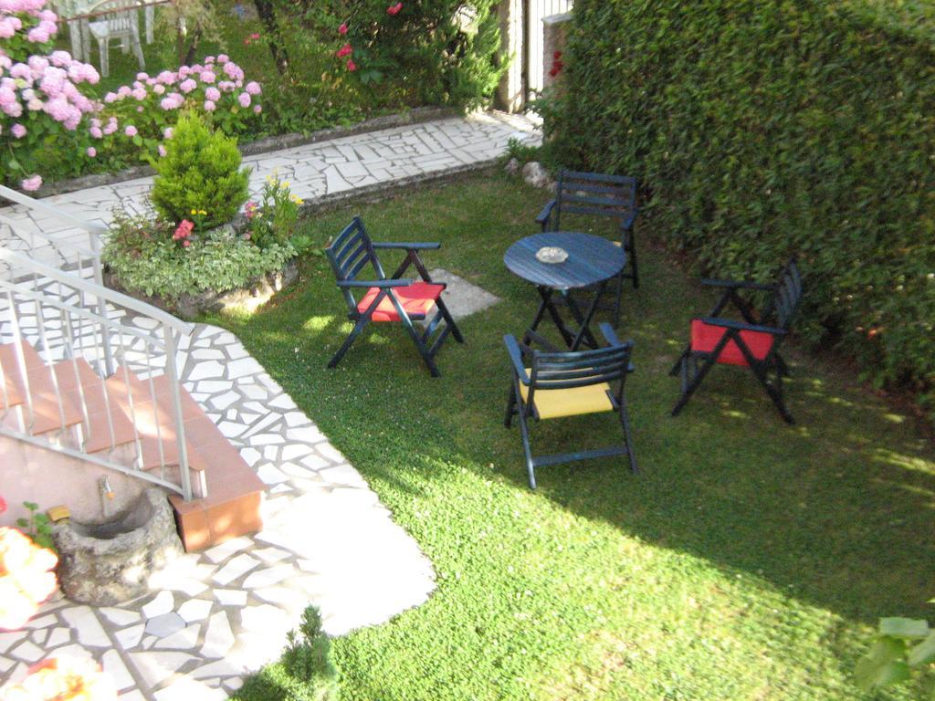 Mitko'S Guest House โอครีด ภายนอก รูปภาพ